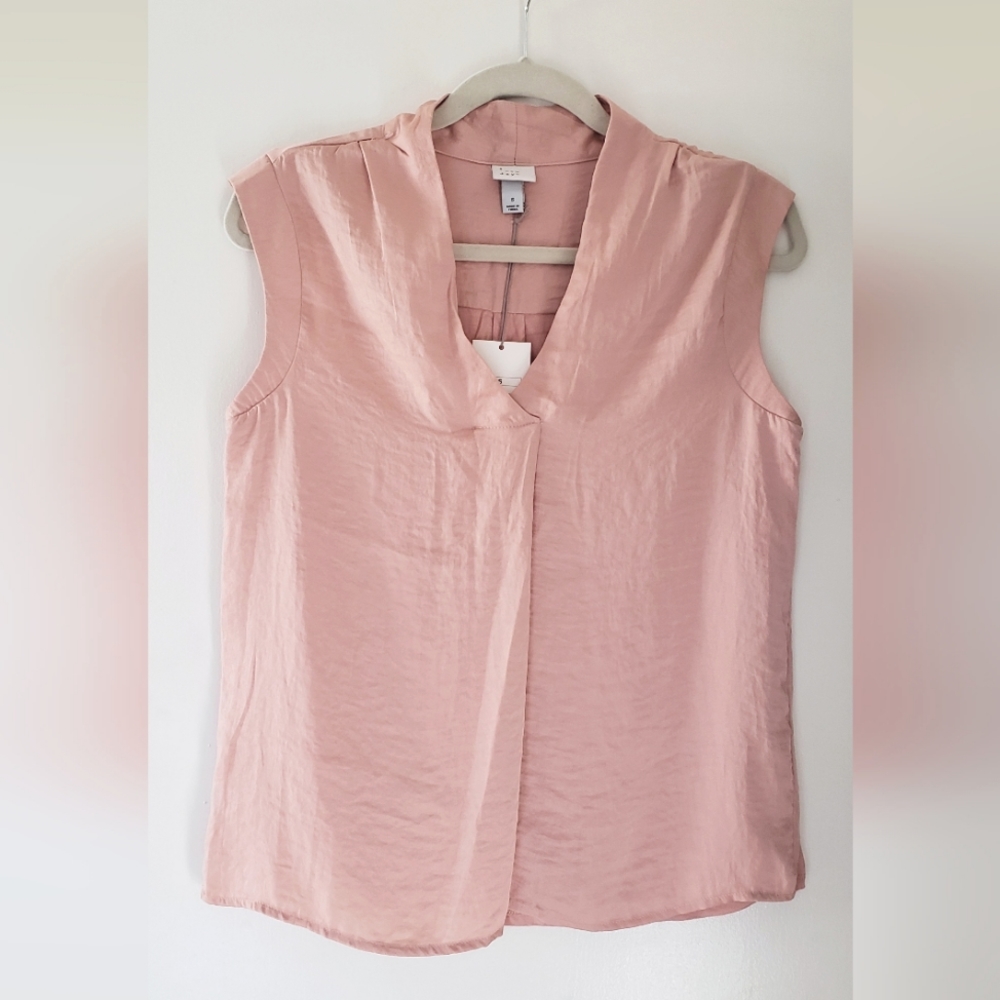 A New Day NWT Small blush pink sleeveless V-neck tank top